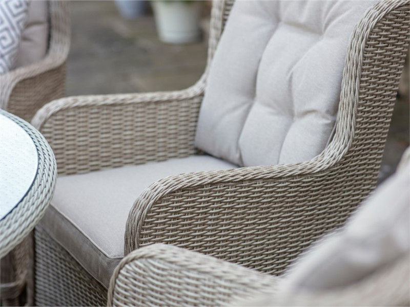 Chedworth Sandstone Rattan 6 Seat Round Dining Set with Lazy Susan, Parasol & Base photo